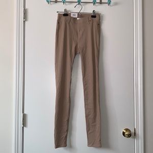Tan khaki styled skinny jeans
